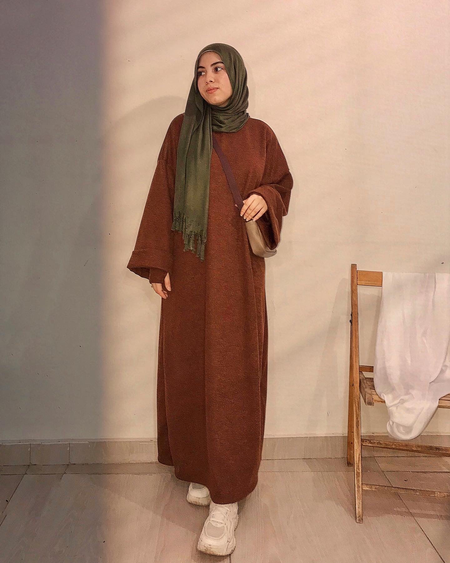Ribbed Wool Abaya