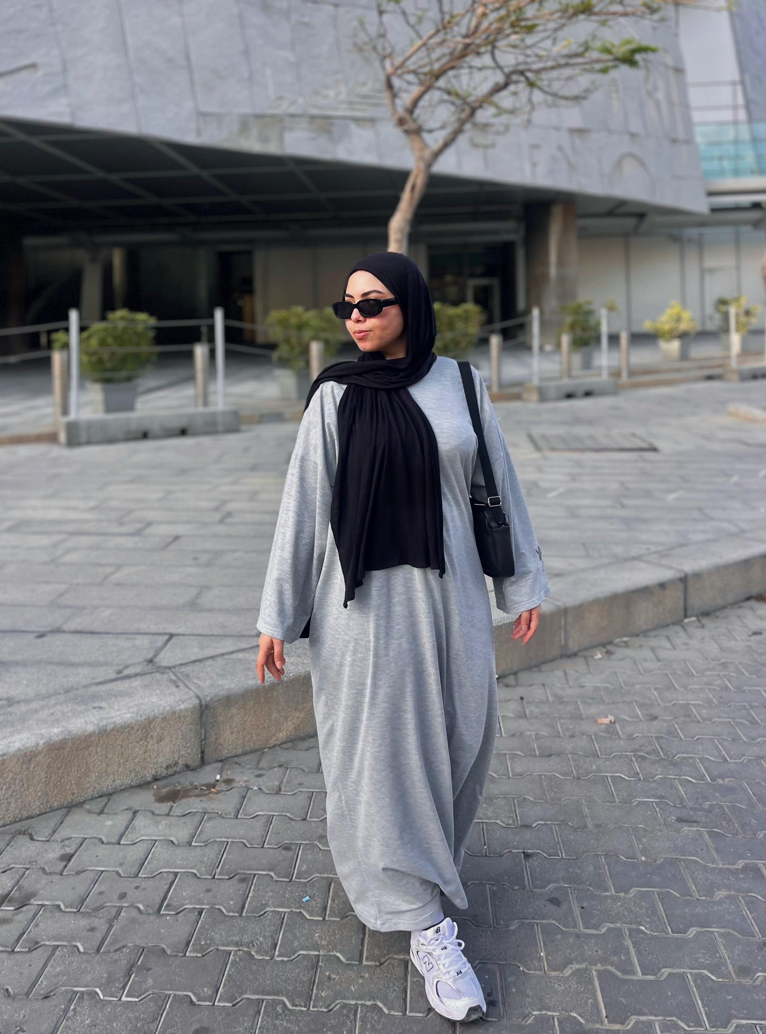 Ease T-shirt Abaya