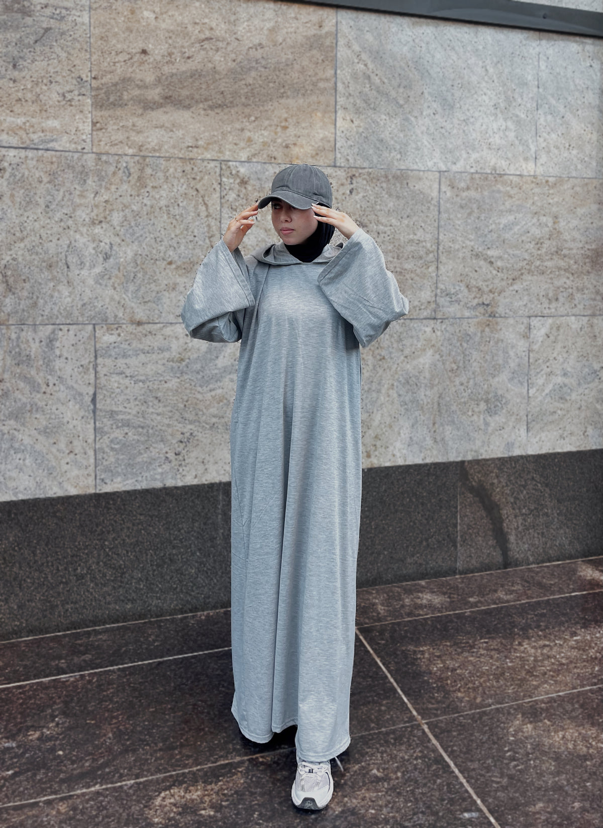 Ease T-shirt Abaya