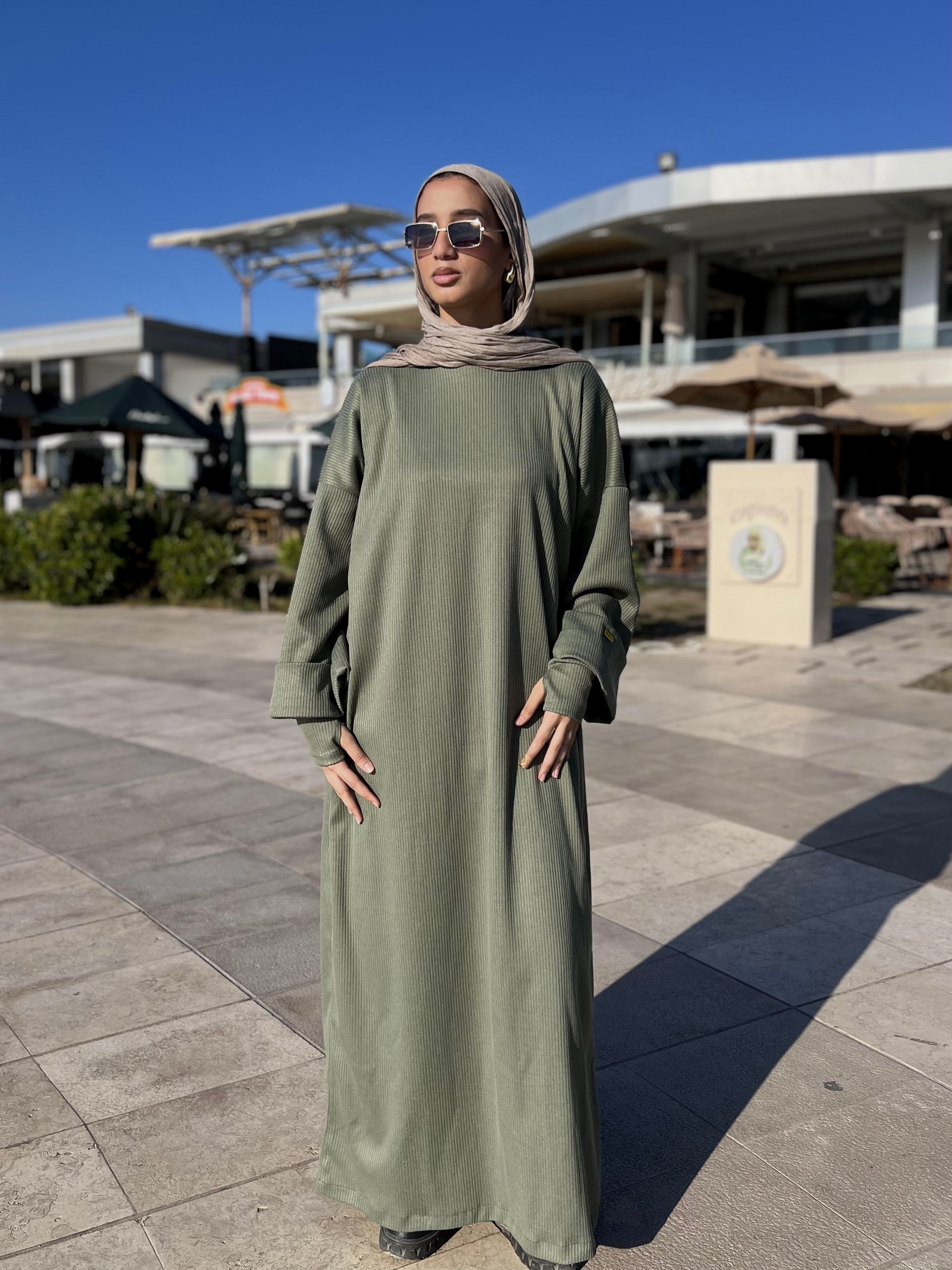 Ribbed Wool Abaya