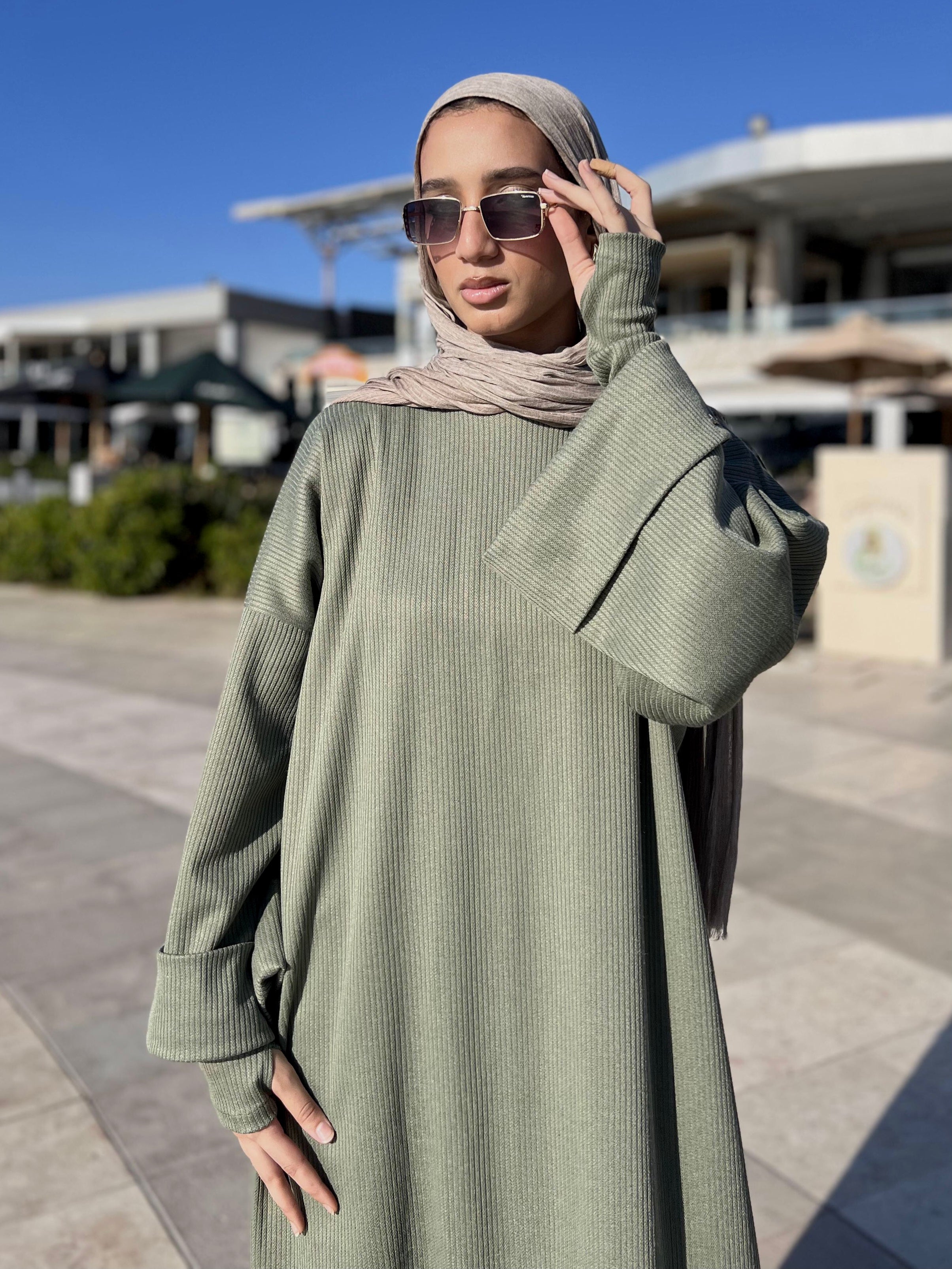 Ribbed Wool Abaya