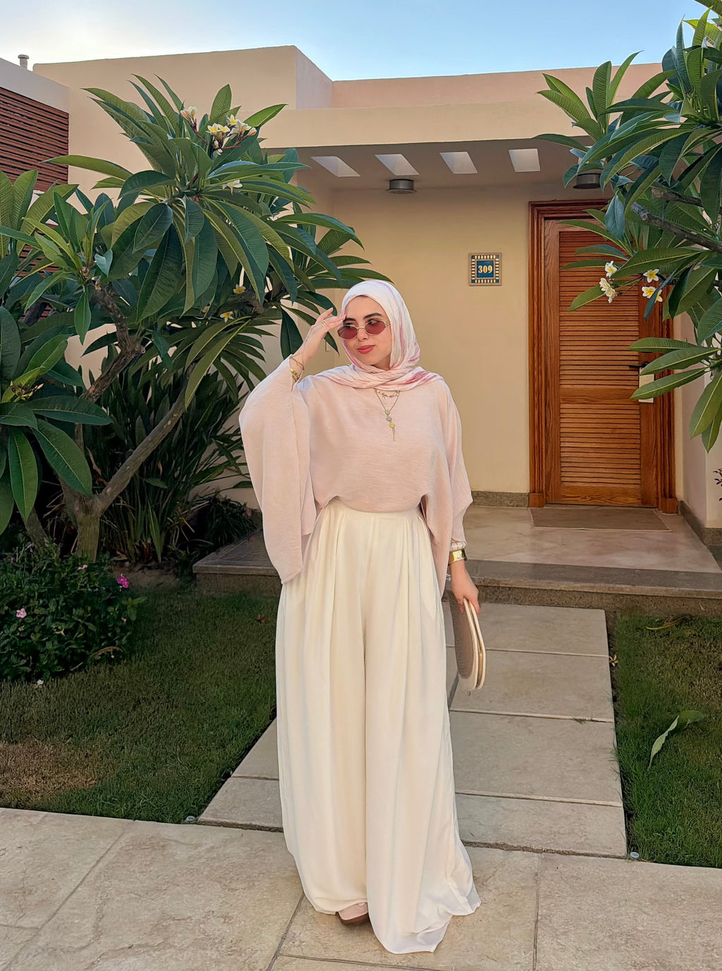 Wide-Leg Crepe Pants